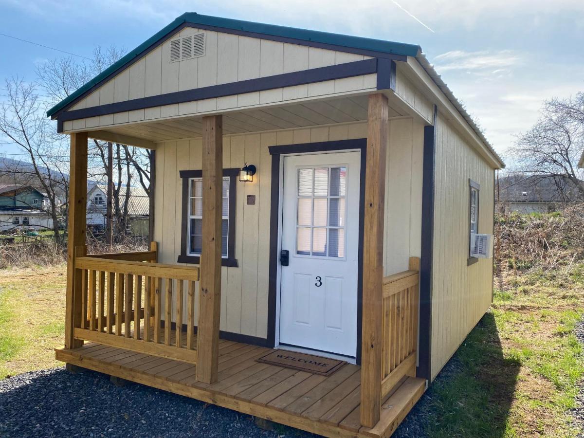 Canal Cabins Paw Paw エクステリア 写真